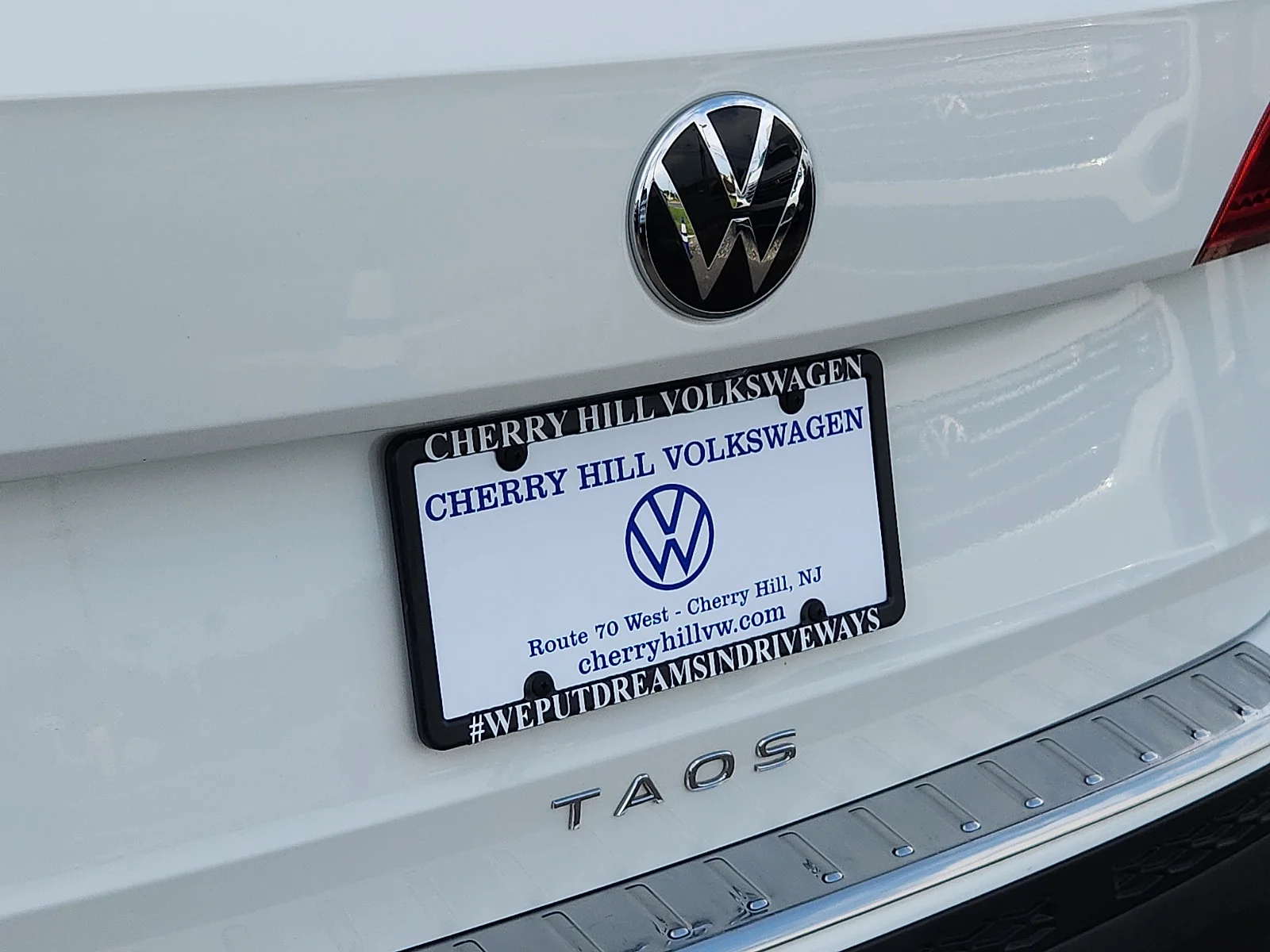 Certified Used 2023 Pure White   0Q0q Volkswagen S image 30