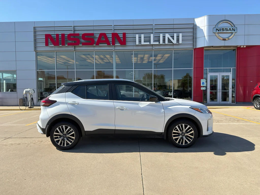 2023 Nissan Kicks 1.6 SV's photo