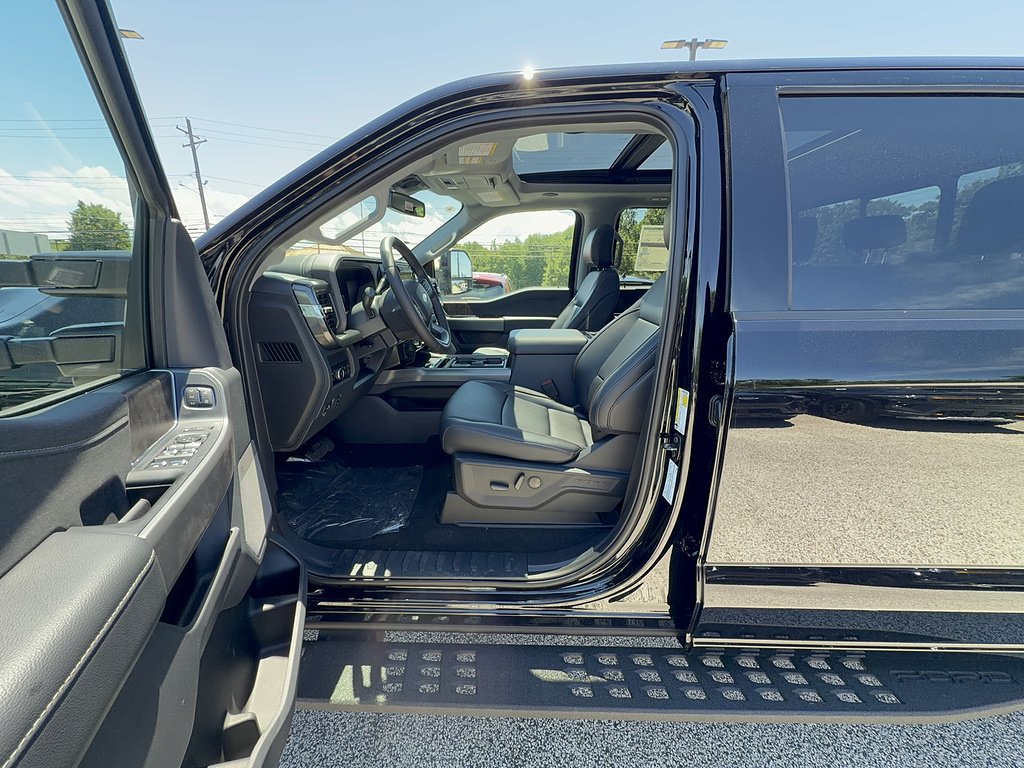 New 2026 Agate Black Metallic Ford F-250® Lariat® image 11