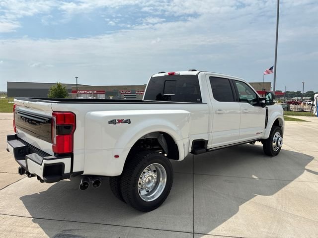 New 2026 White Ford Platinum image 4