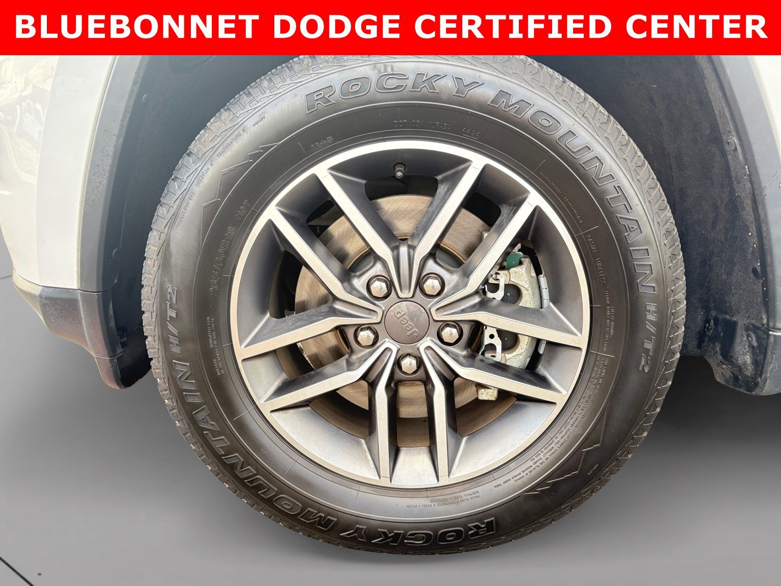 Certified Used 2022 Bright White Clearcoat Jeep Limited image 9