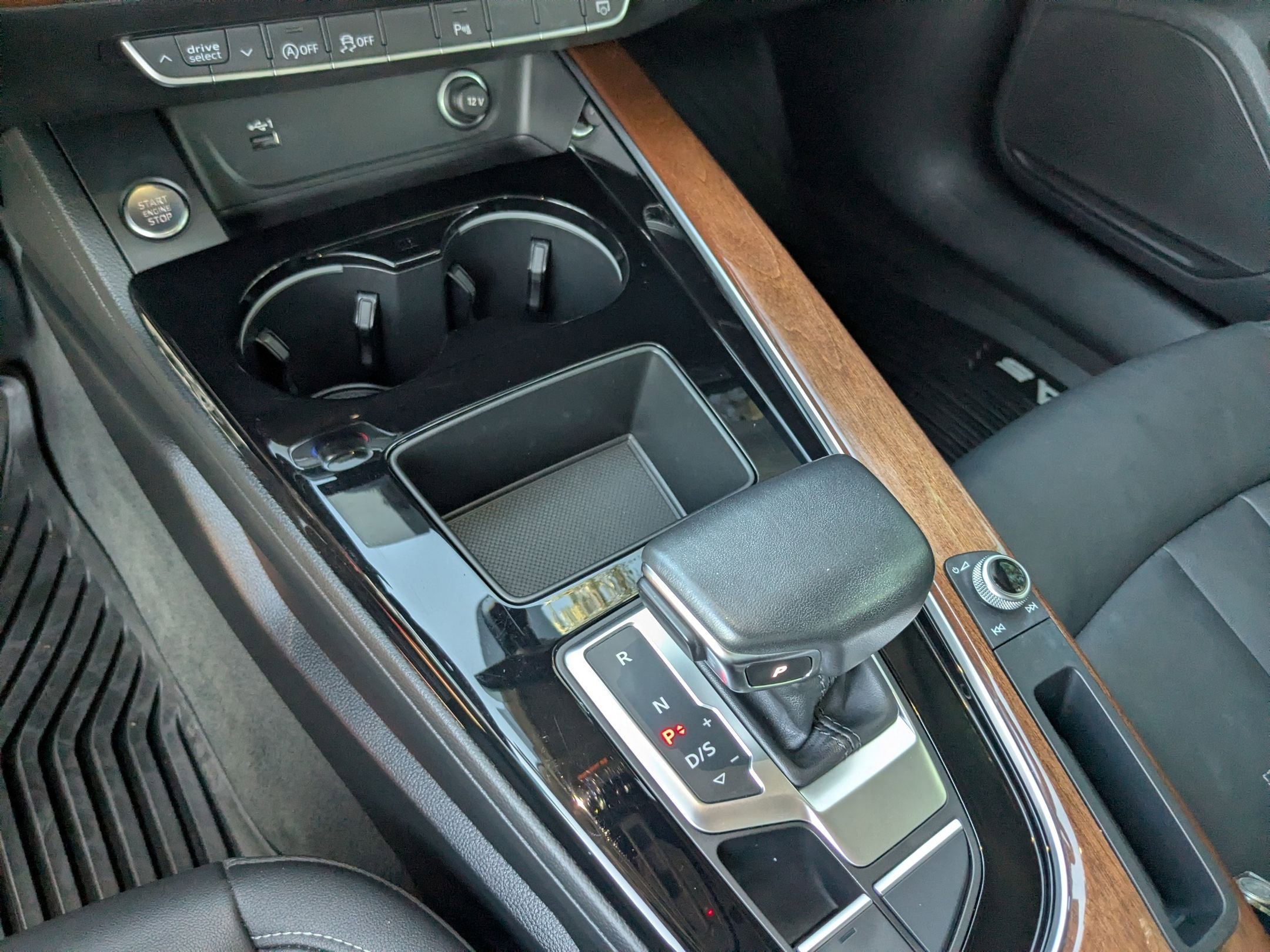 Used 2022 Red Audi Premium image 18