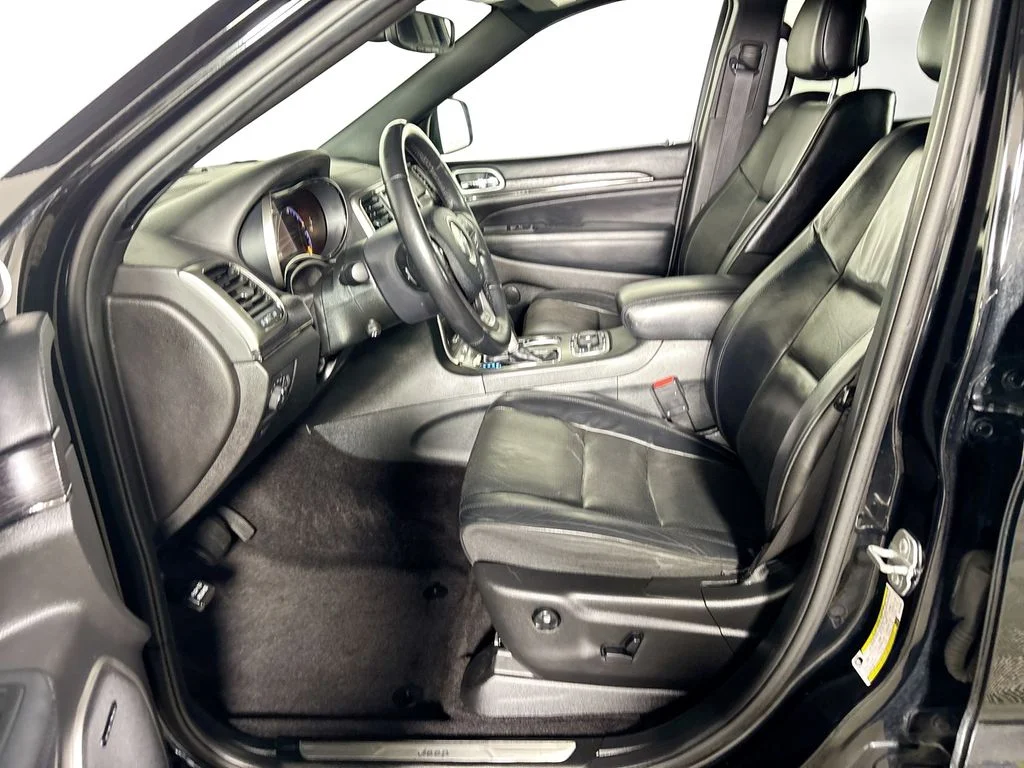 Used 2018 Black Jeep Overland image 11