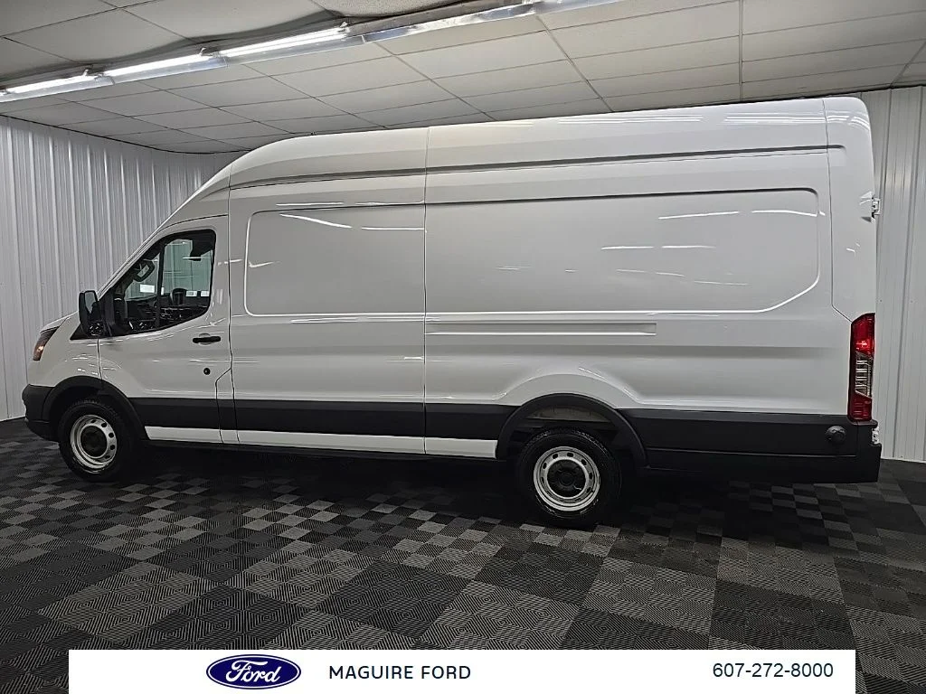 Used 2025 White Ford Base image 5