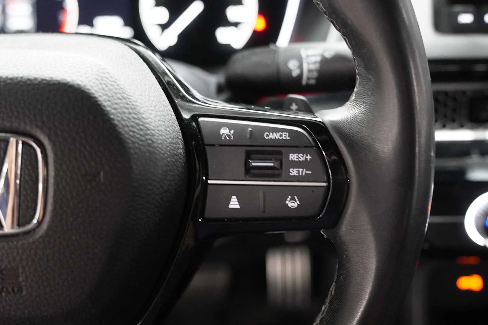 Used 2024 Lunar Silver Metallic Honda Sport image 18