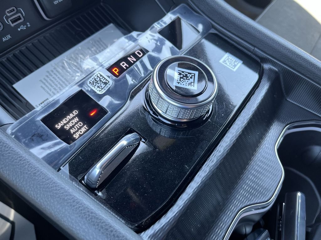 New 2026 White Jeep Altitude image 20