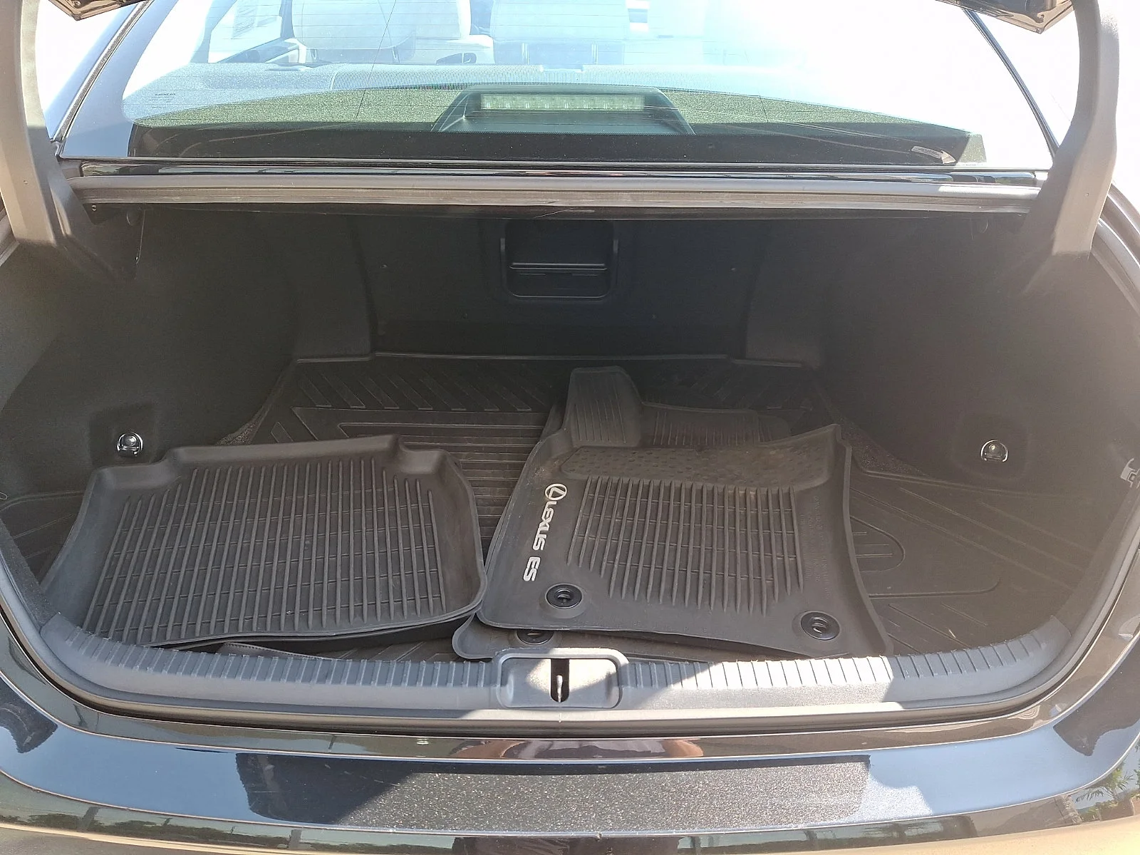 Certified Used 2024 CAVIAR Lexus  image 29
