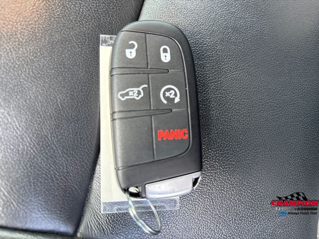 Used 2014 Blue Jeep Limited image 25