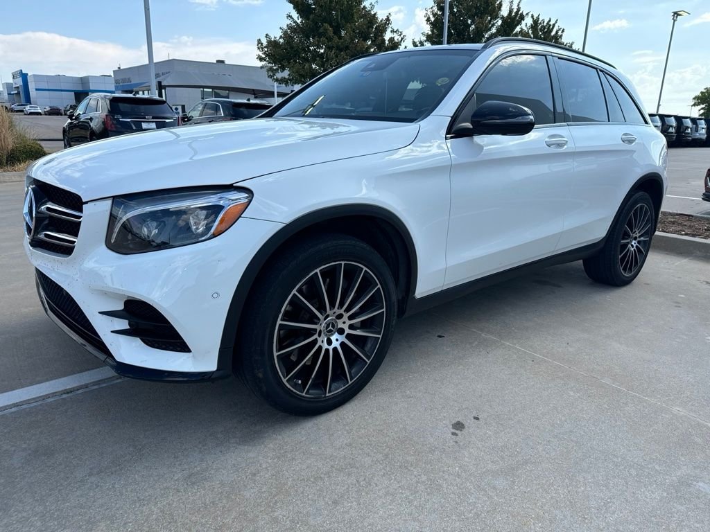 Used 2018 White Mercedes-Benz GLC 300 image 1