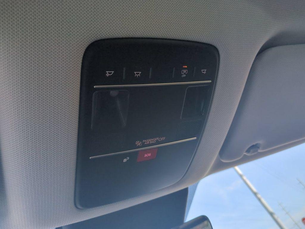 New 2027 Gray Hyundai Blue SEL 7P image 24