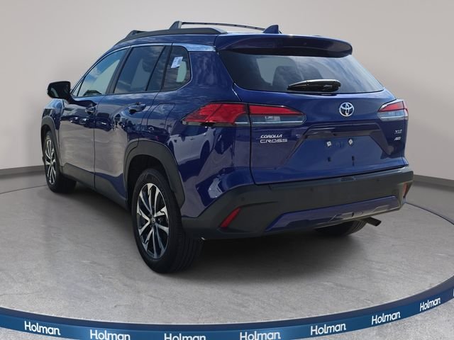 Used 2024 Blue Toyota XLE image 8