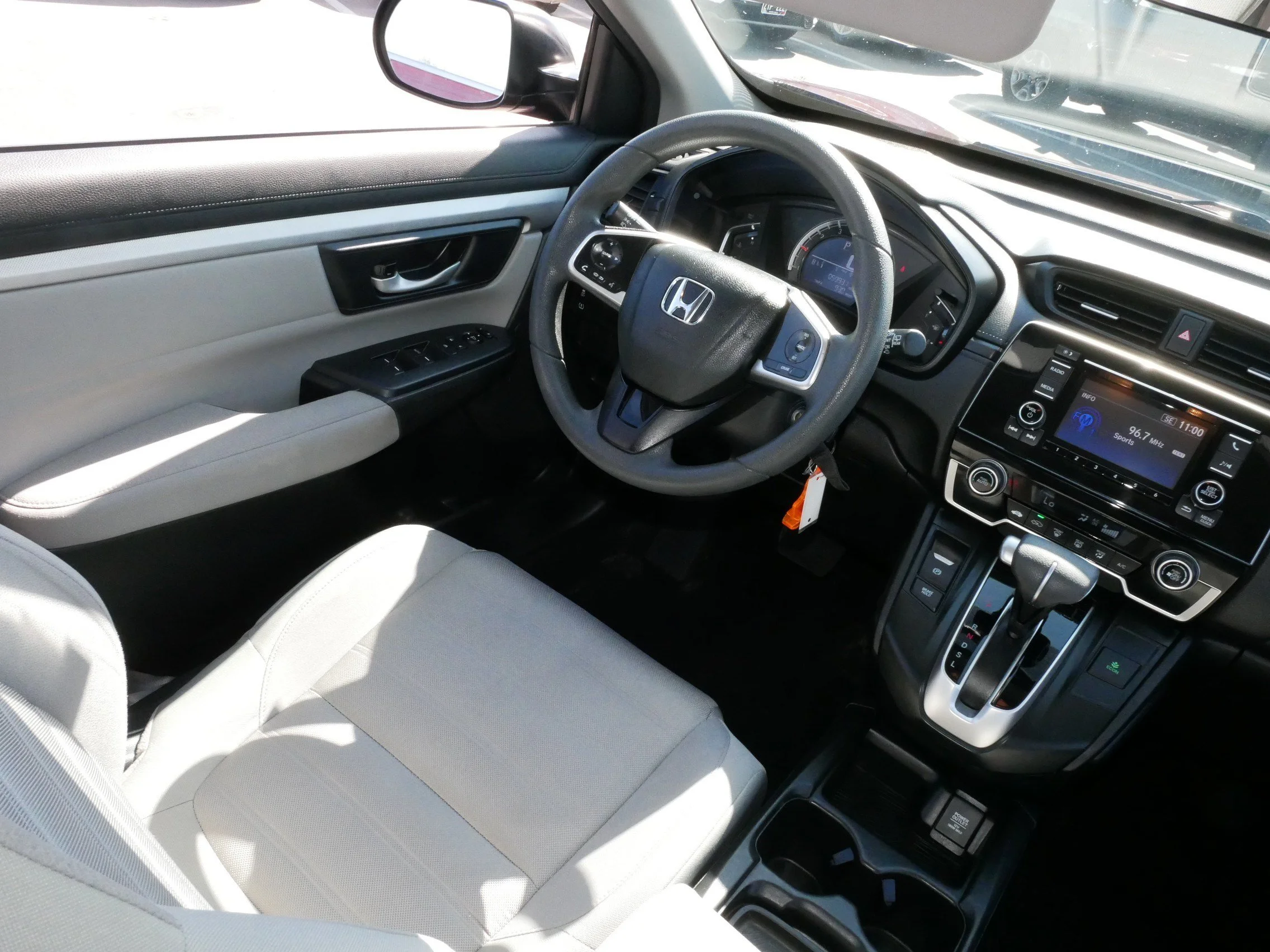 2018 Honda CR-V LX - Photo 9