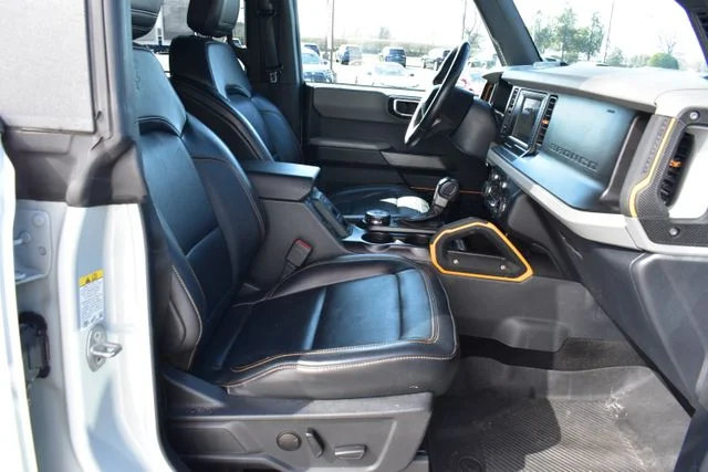 Used 2022 Gray Ford Badlands image 18