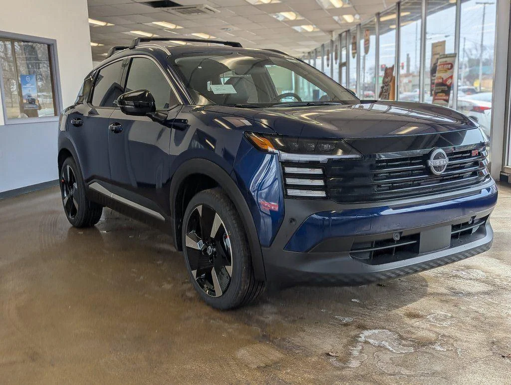 New 2026 Deep Blue Pearl Nissan SR image 10