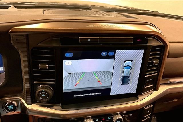 Used 2025 Agate Black Metallic Ford King Ranch image 31