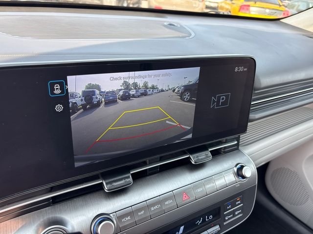 Used 2024 White Hyundai SEL image 22