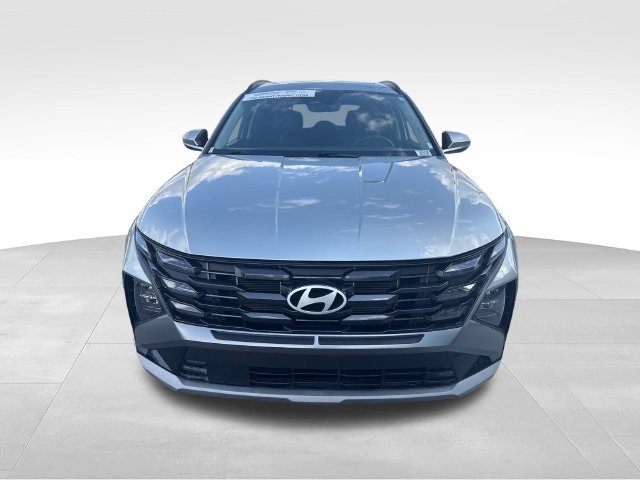 Used 2025 Silver Hyundai SEL Convenience image 8