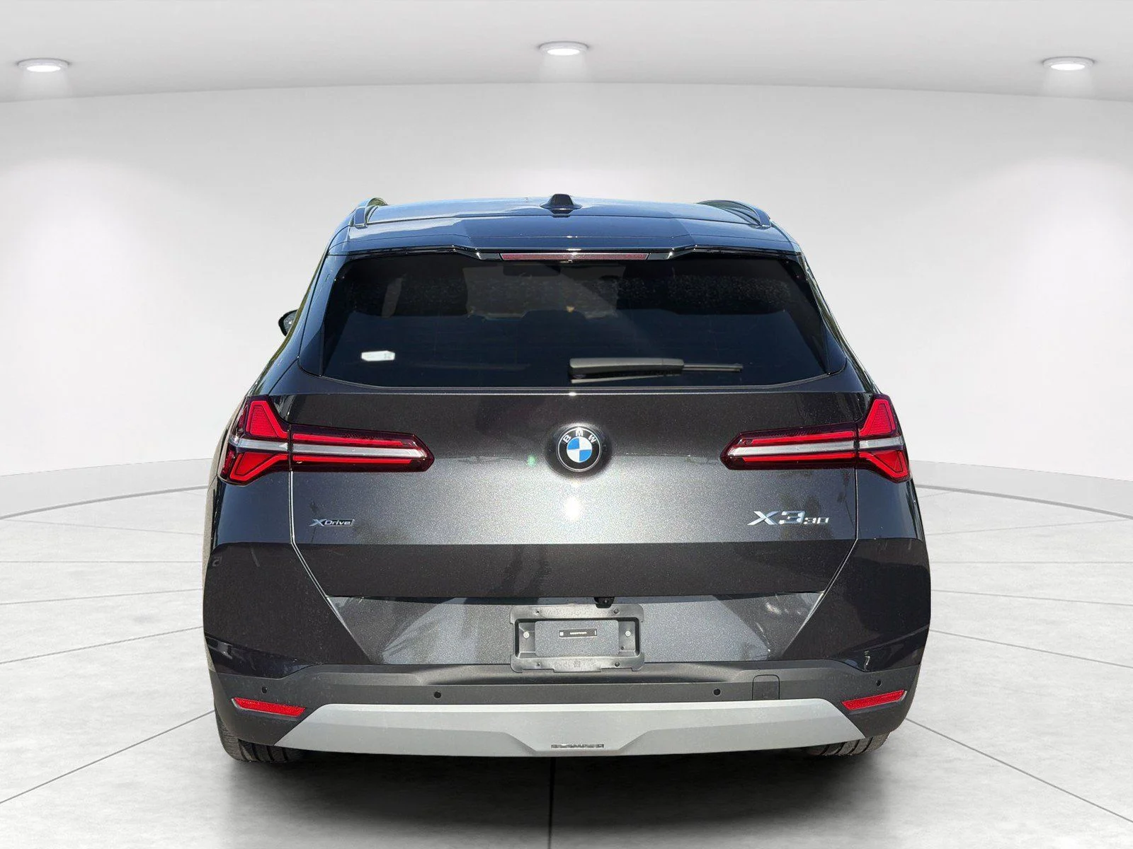 New 2026 Dark Graphite Metallic BMW 30 xDrive image 5