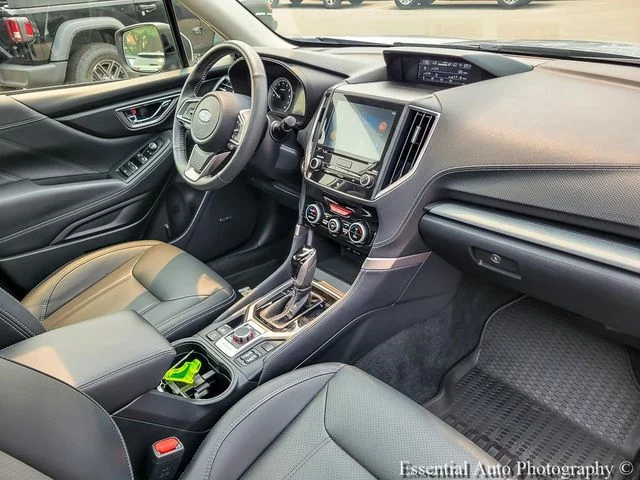 Used 2020 Silver Subaru Limited image 33