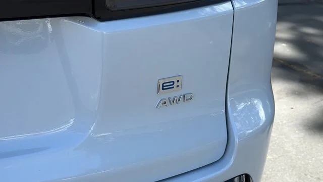 New 2026 Frostline White Pearl Honda AWD Touring image 11