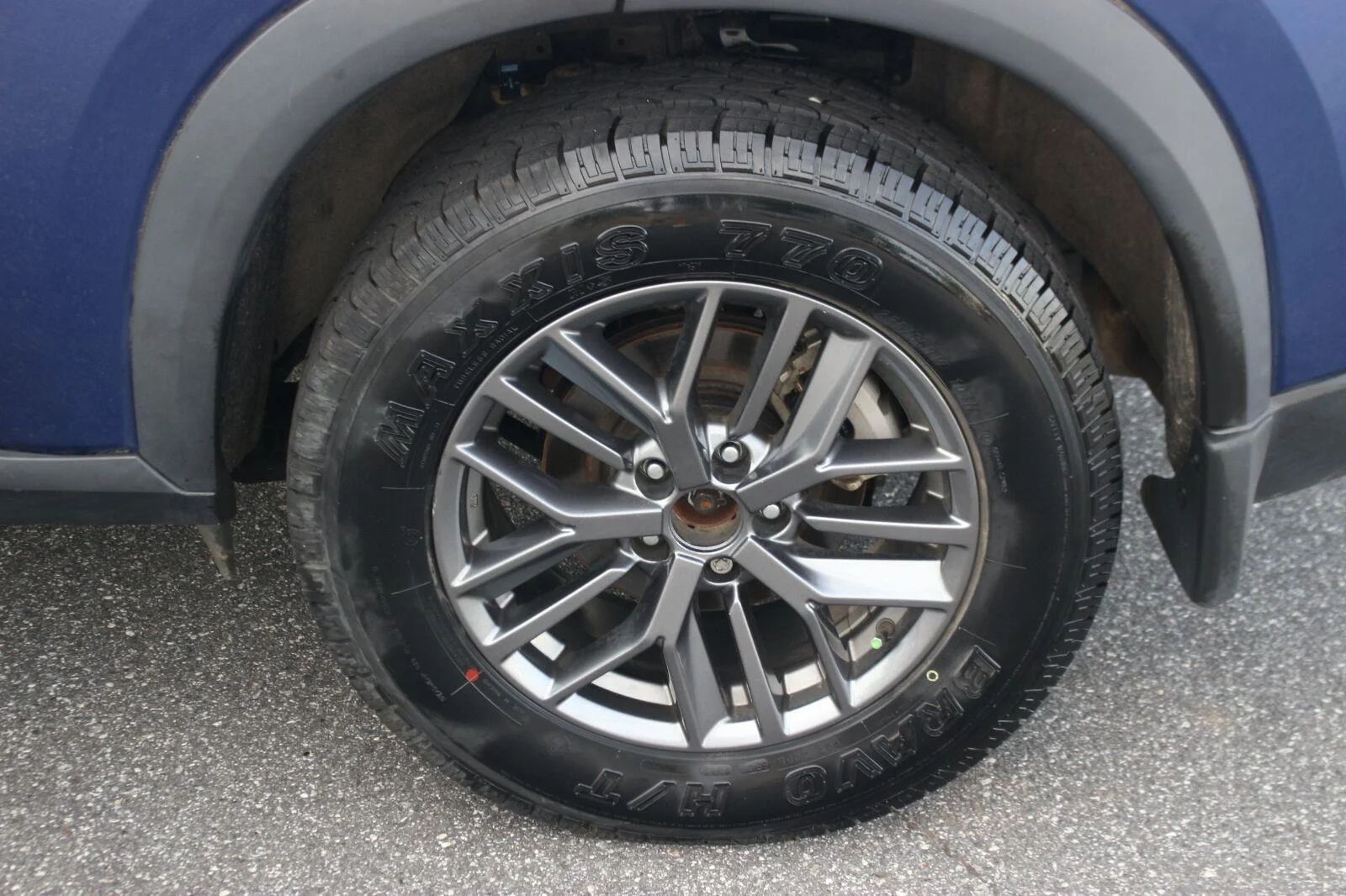 Used 2023 Blue Nissan S image 35