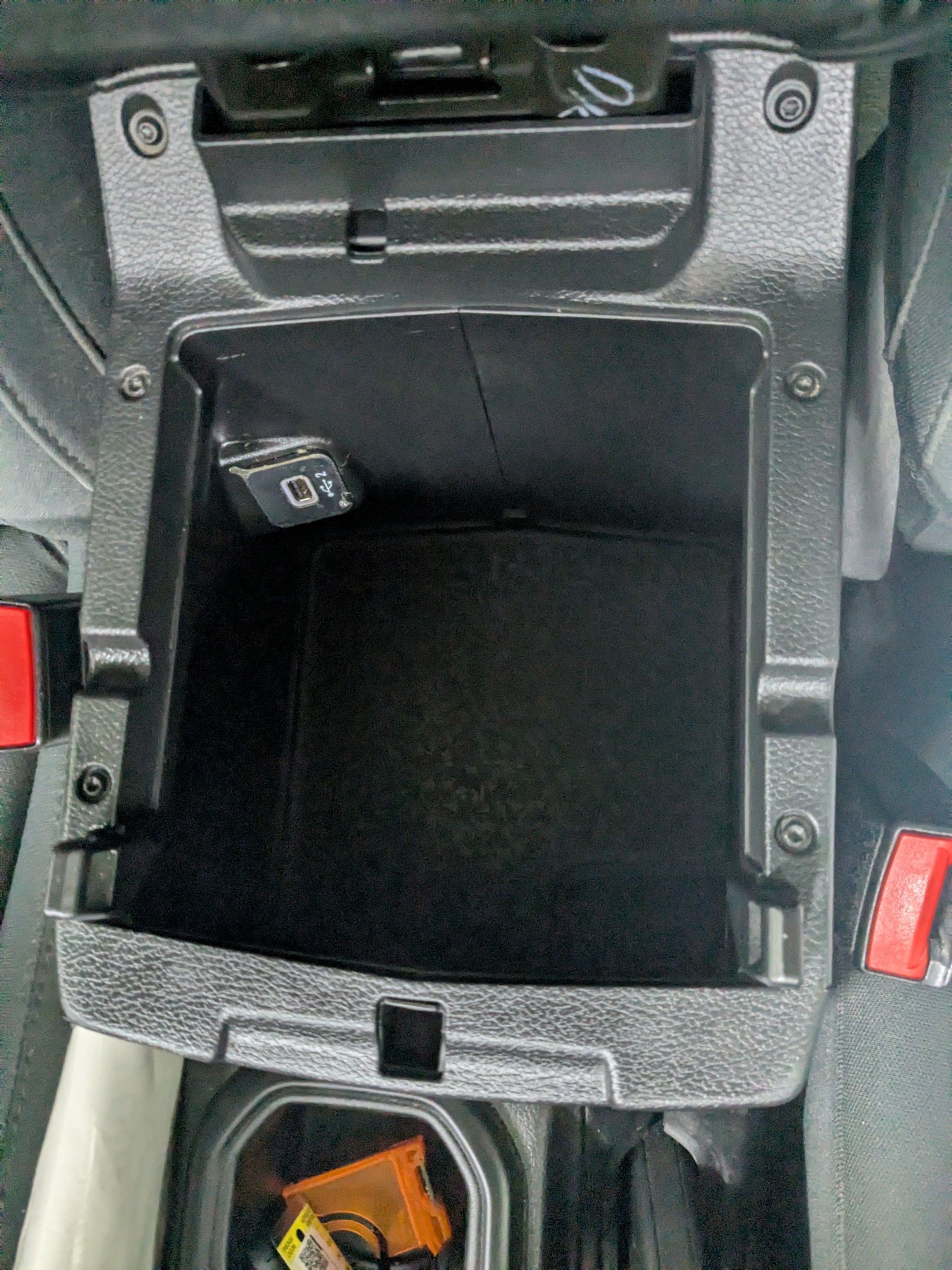 Used 2023 High Velocity Clearcoat Jeep Sport S image 17