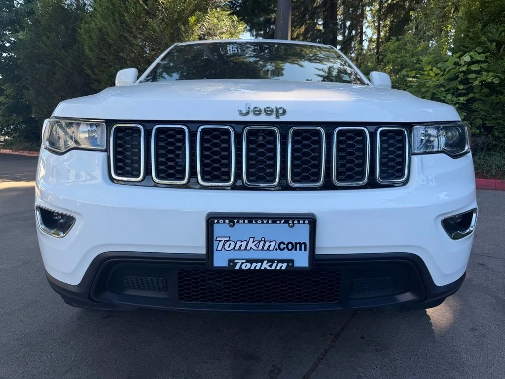Used 2021 Bright White Clearcoat Jeep Laredo X image 8