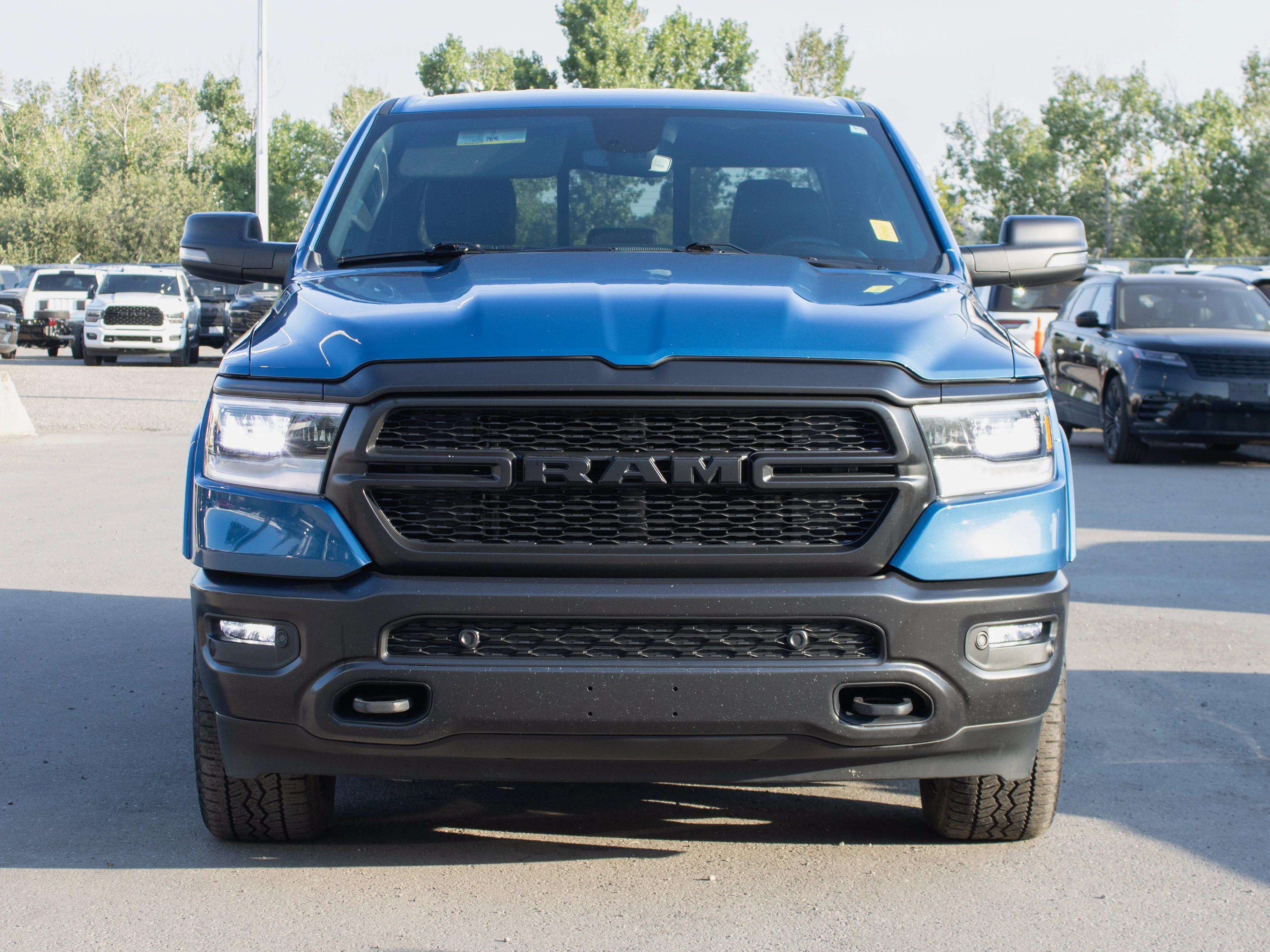 Used 2024 Blue RAM Big Horn* | 5.7L HEMI V8 | Heated Seats & Steering Wheel | 12 inches NAV Touchscreen image 9