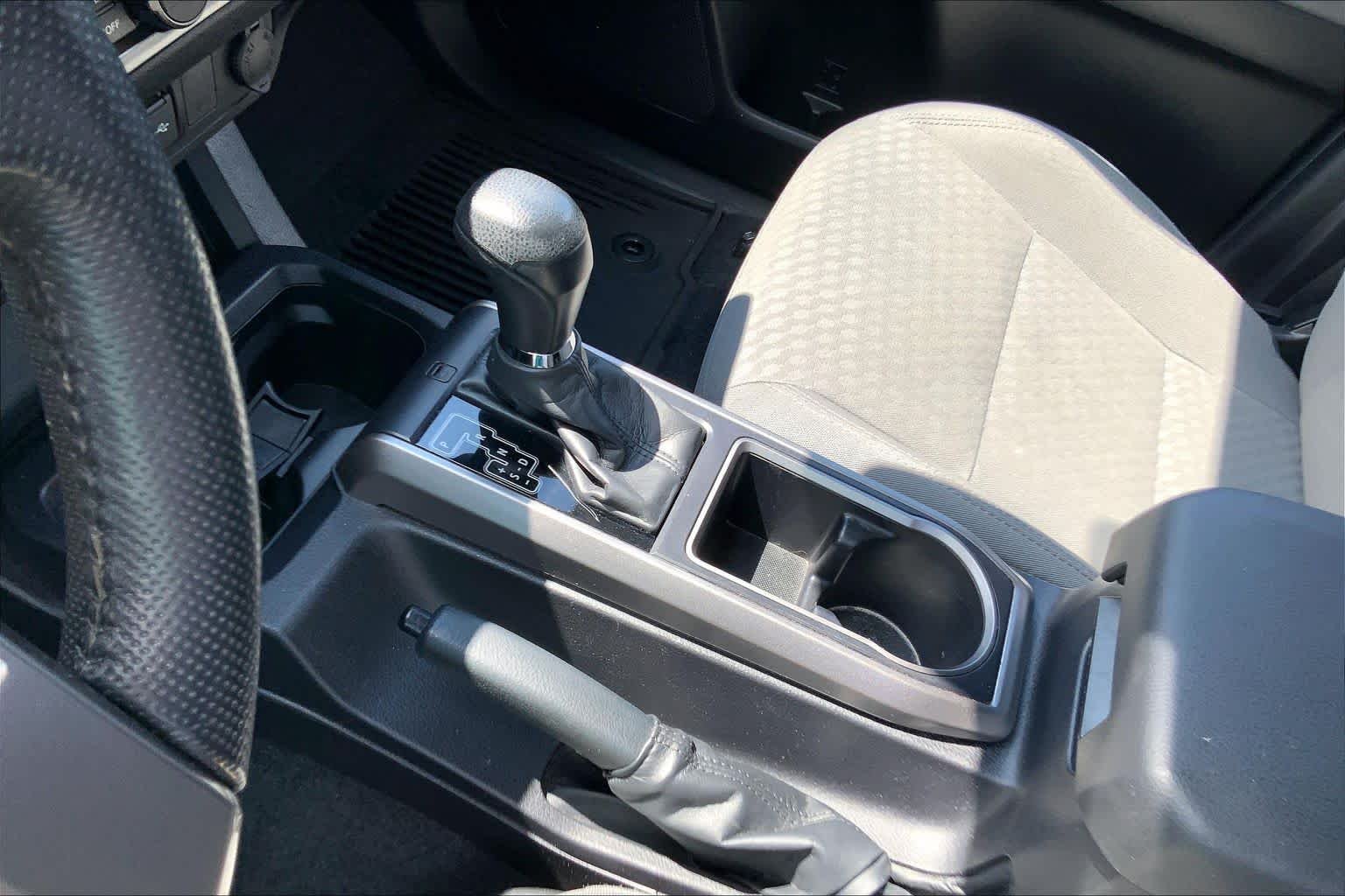 Used 2021 Cement Toyota SR5 image 15