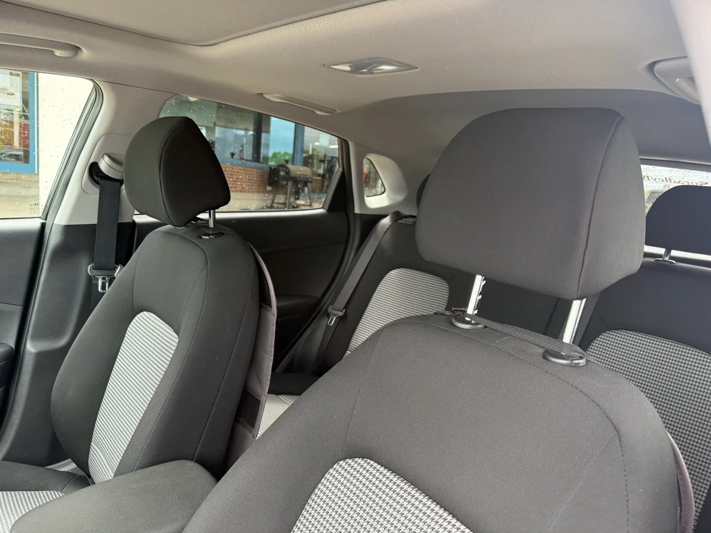 Used 2019 Ultra Black Pearl Hyundai SEL image 10