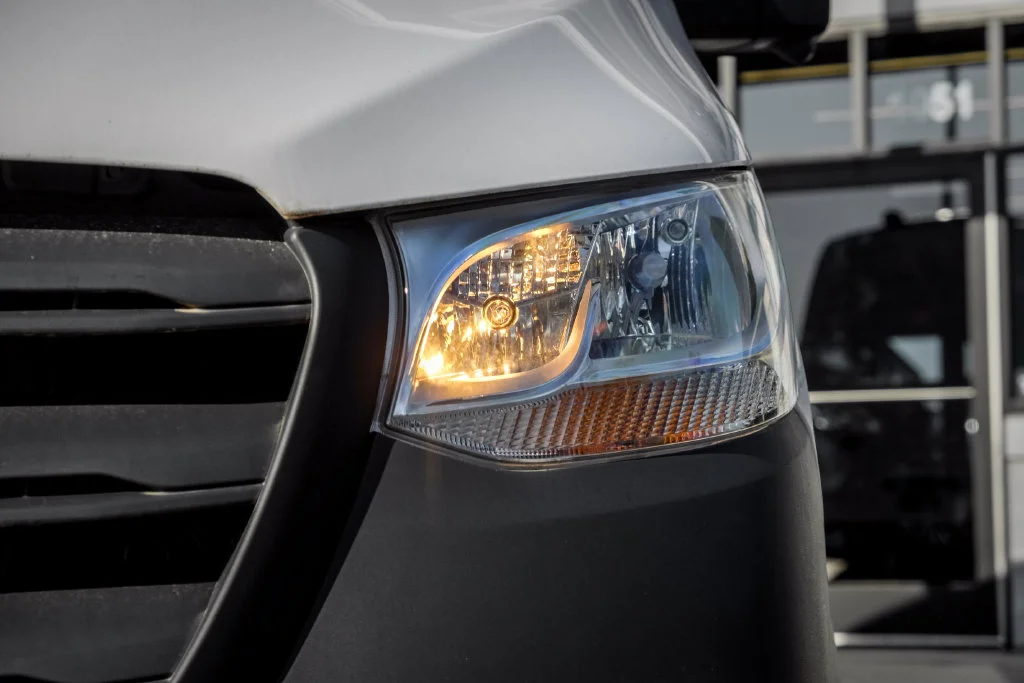 New 2026 Arctic+White Mercedes-Benz Cargo 144 WB image 6