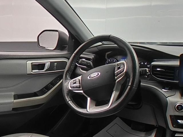 Used 2021 Gray Ford XLT image 35