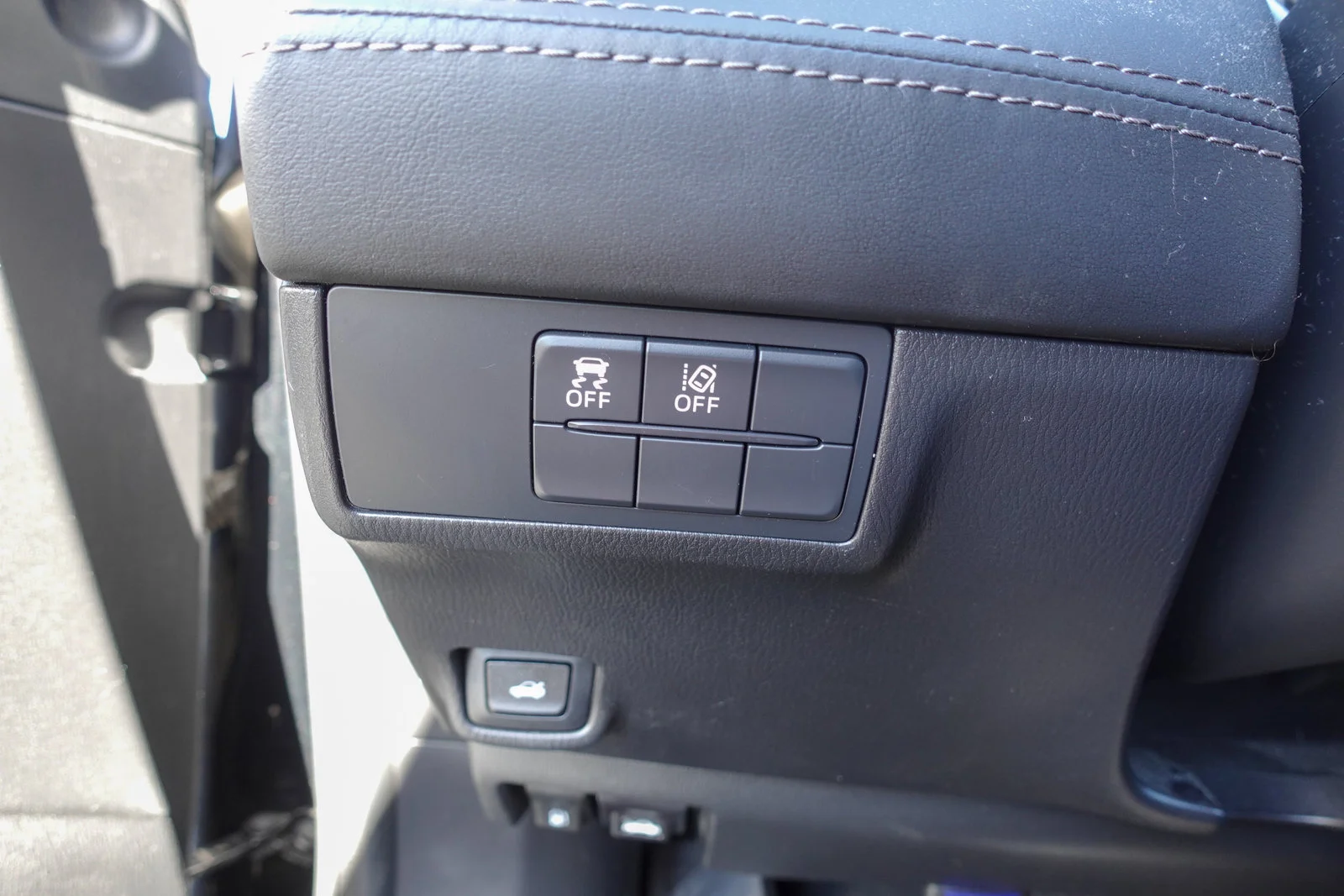 Used 2020 Jet Black Mica Mazda Grand Touring image 16