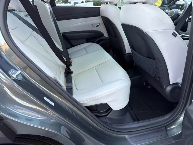 Used 2025 Gray Hyundai SEL Convenience image 15