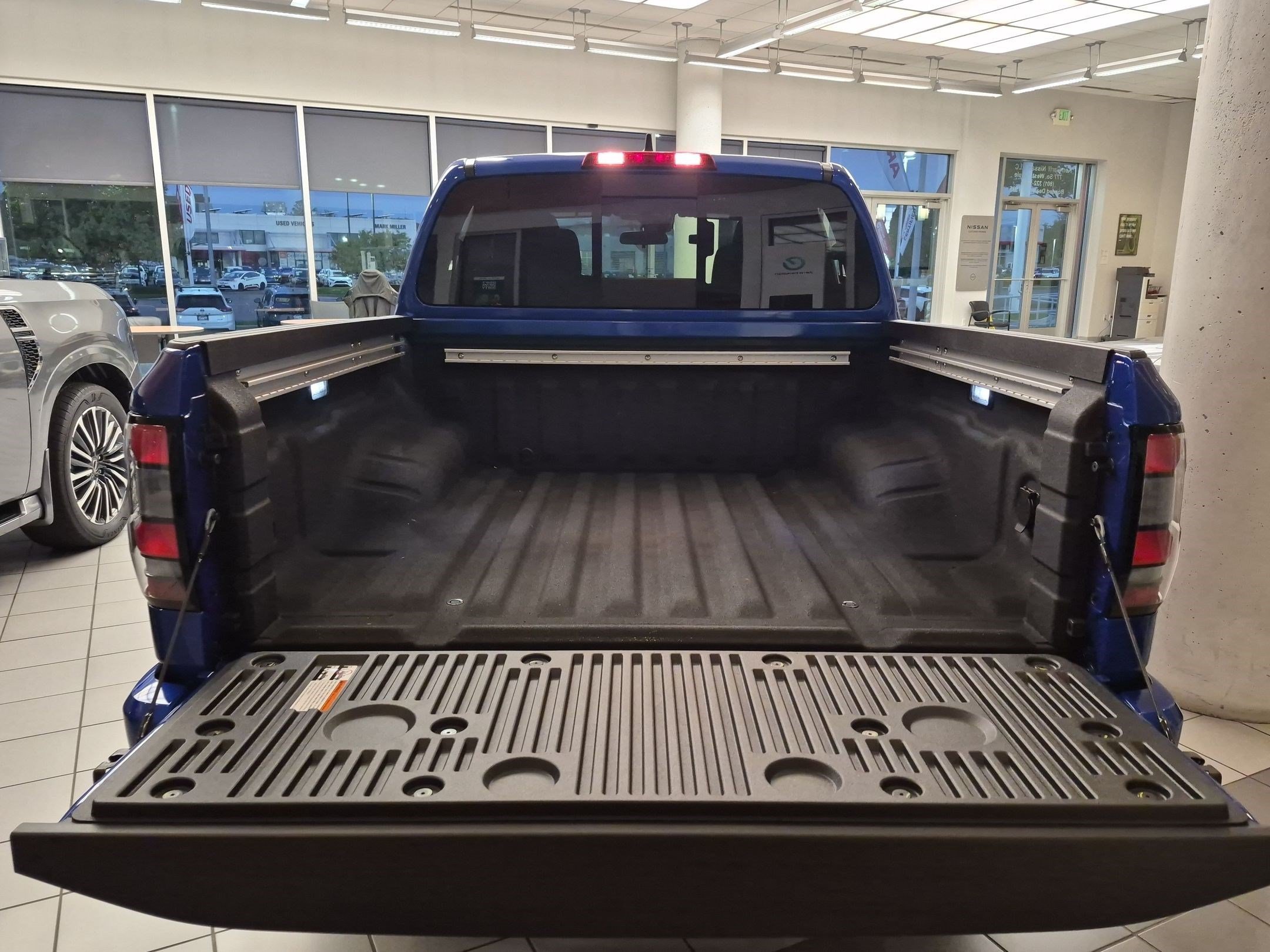 New 2027 Bluestone Pearl Nissan Crew Cab SV image 24