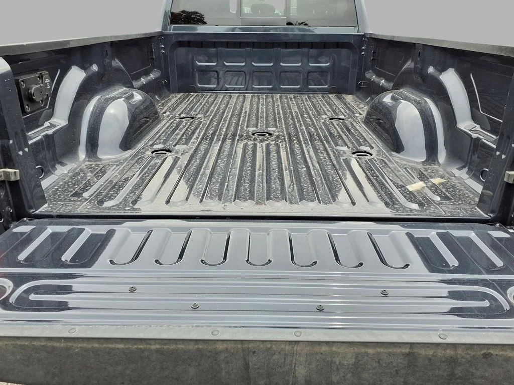 New 2026 Forged Blue Metallic Exterior Paint RAM Tradesman image 23