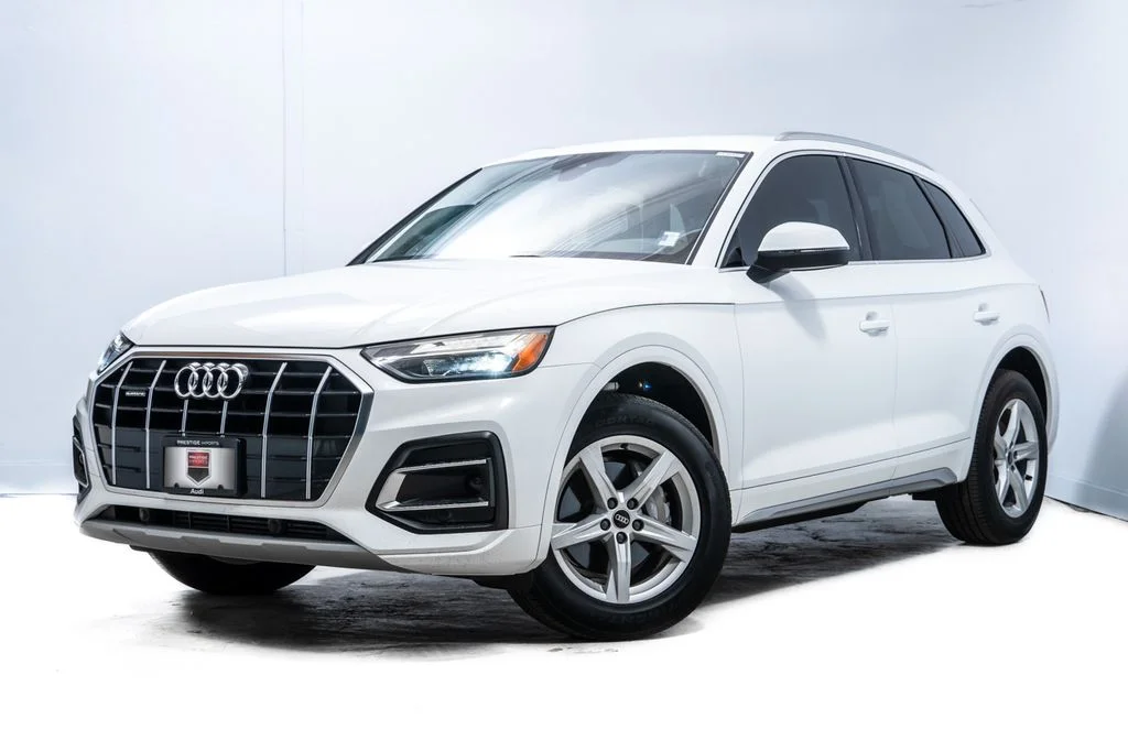 2023 Audi Q5 40 Premium's photo