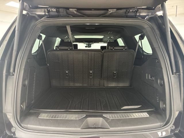Used 2023 Dark Ash Metallic Chevrolet High Country image 17