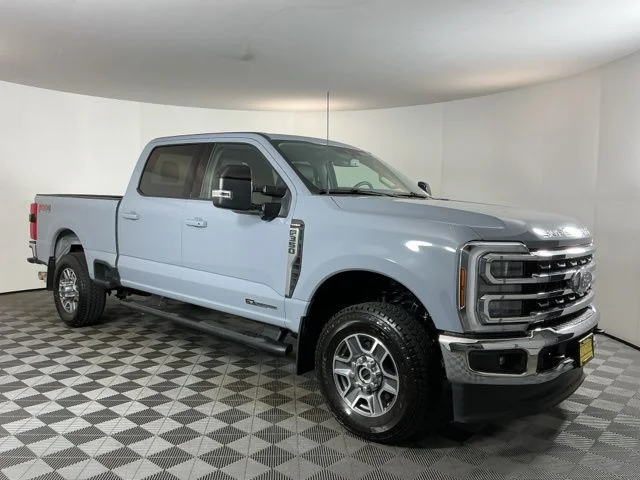 Certified Used 2025 Glacier Gray Metallic Tri-Coat Ford Lariat image 3