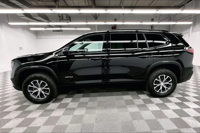 Used 2025 Ebony Twilight Metallic GMC AT4 image 14