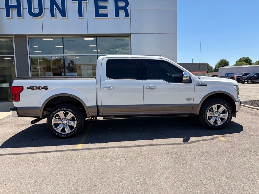 Used 2020 Oxford White Ford King Ranch image 39