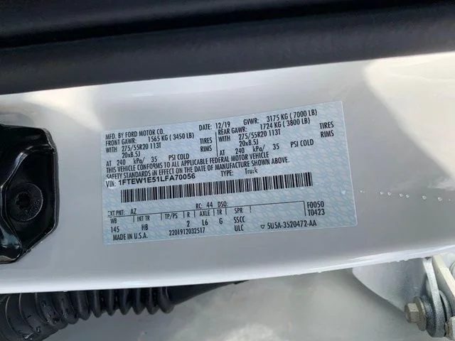 Used 2020 White Ford Lariat image 24