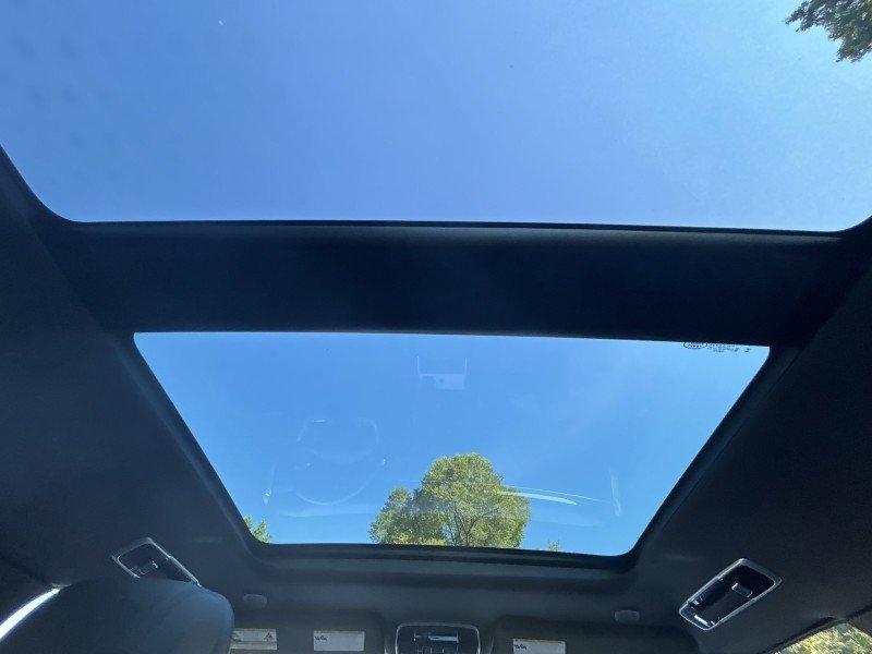 2024 Land Rover Range Rover SE - Photo 17