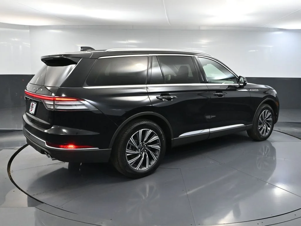 2025 Lincoln Aviator Premiere - Photo 6