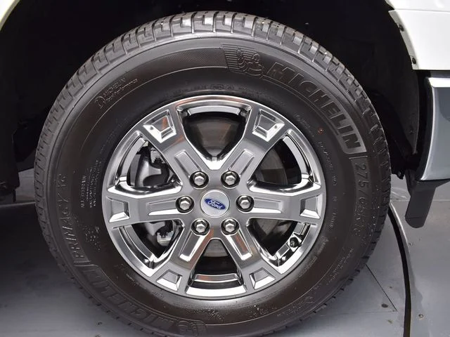 Used 2023 White Ford XLT image 29