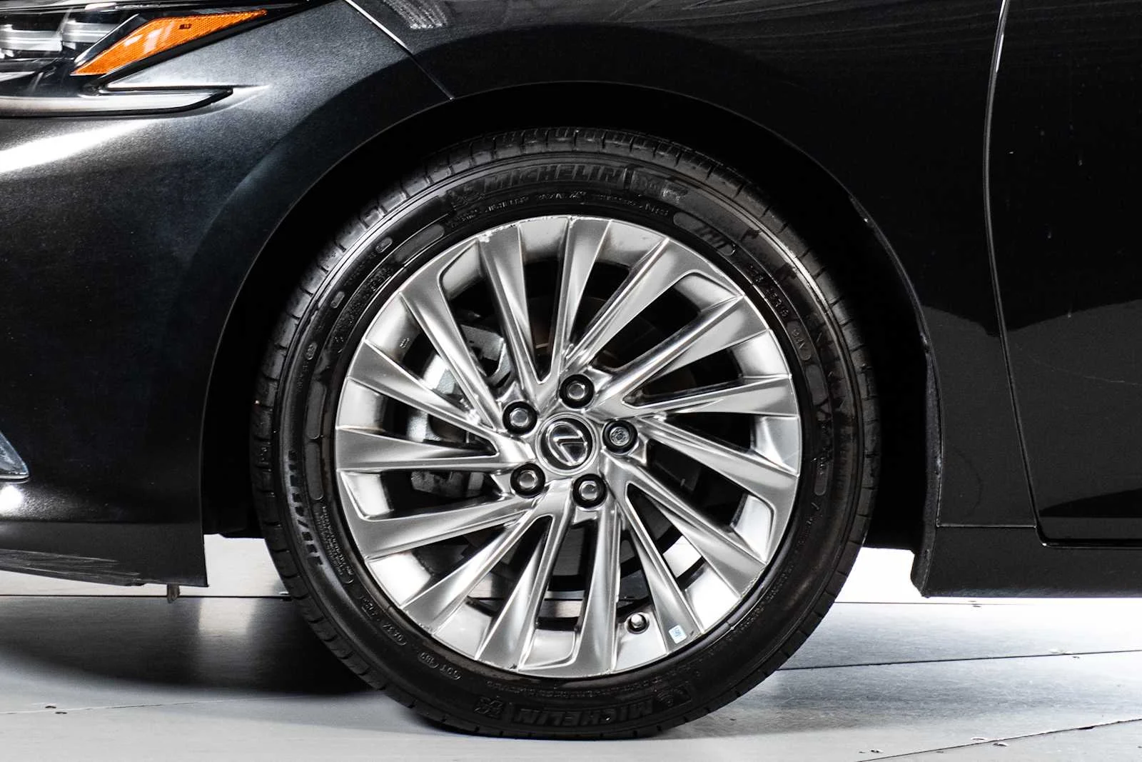 Certified Used 2023 Caviar Lexus Ultra Luxury image 11