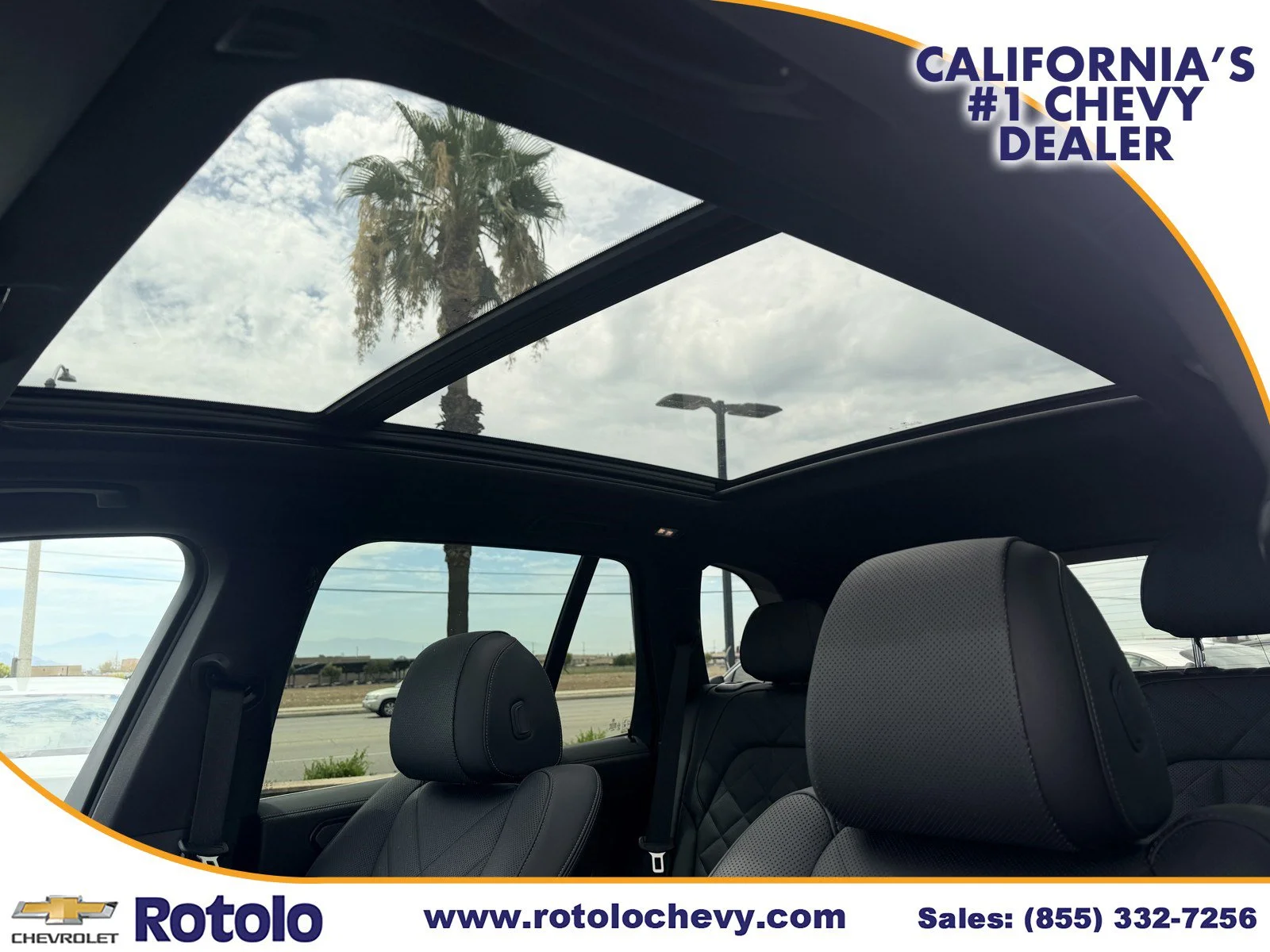 Used 2025 Gray BMW xDrive50e image 19