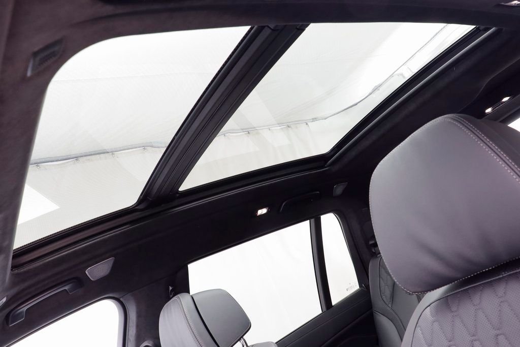 2026 BMW X7 ALPINA XB7 - Photo 15