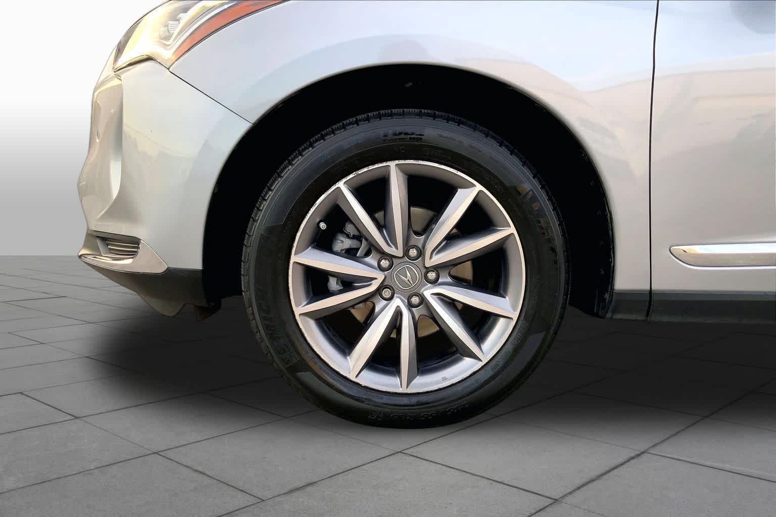 Used 2024 Lunar Silver Metallic Acura w/Technology Package image 11
