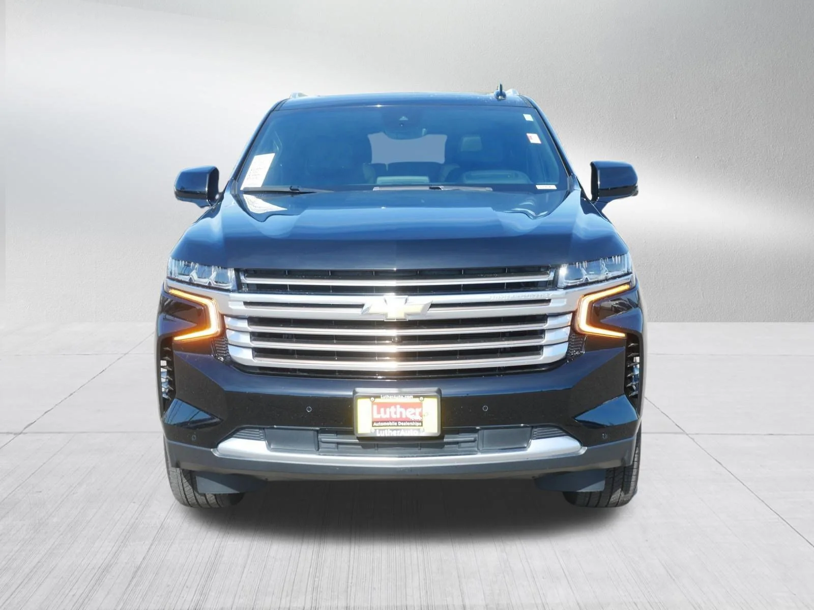 Used 2024 Black Chevrolet High Country image 9